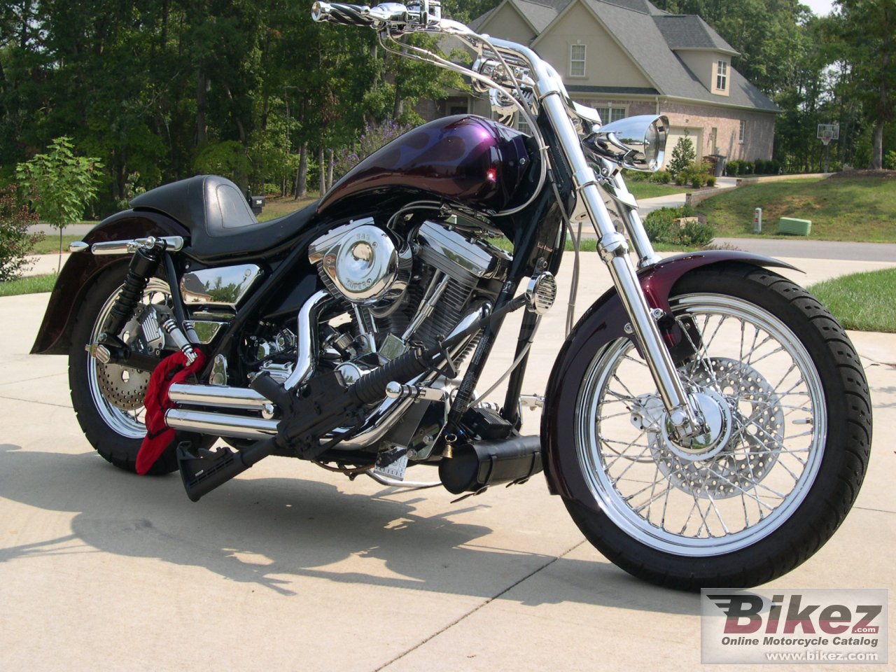 Big  fxr 1340 super glide picture and wallpaper from Bikez.com